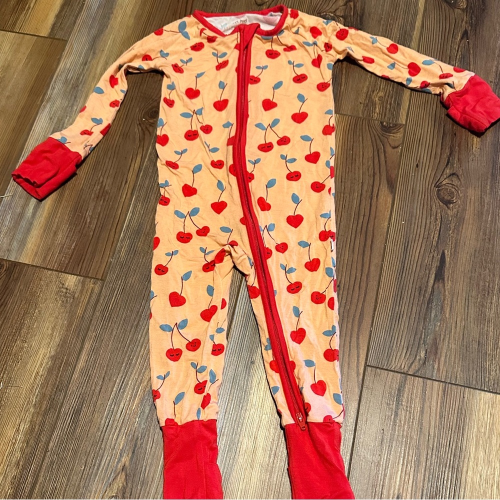 Little Sleepies Cherry Zippy